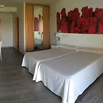 Hotel Santome 2*