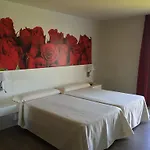Hotel Santome 2*