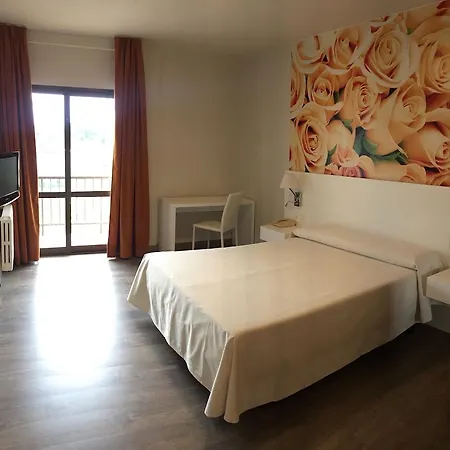 Otel Santome 2*